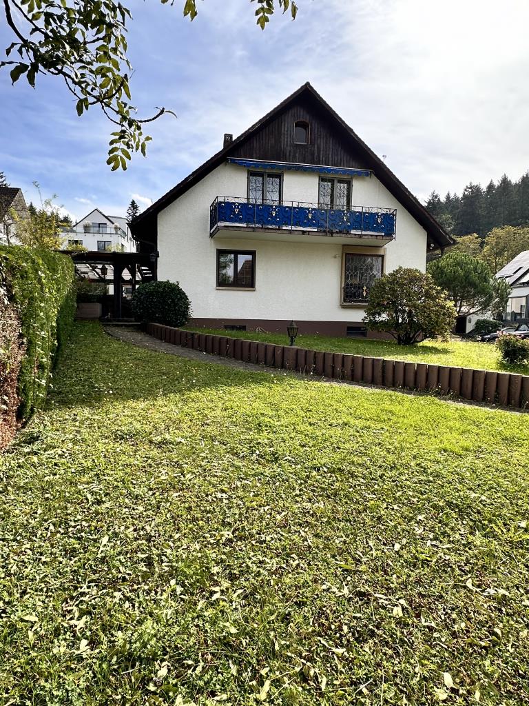 Freiburg - EFH in Toplage von Freiburg-Zähringen – Großzügiges Grundstück mit Garage!