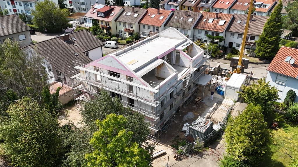 Freiburg - Lichtdurchflutete 3 Zimmer Neubauwohnung im 1.OG links mit Balkon - Effizienz "A"